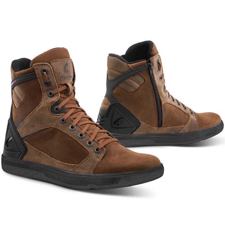 casual motorcycle boots uk