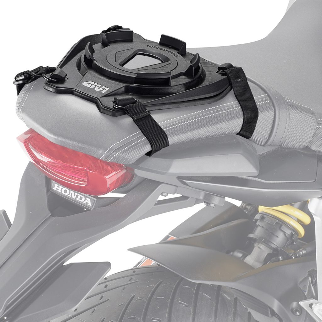 Givi ST611B Tanklock Motorcycle Tank Bag 6 Litre